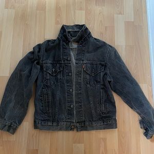 Vintage Levi’s denim jacket